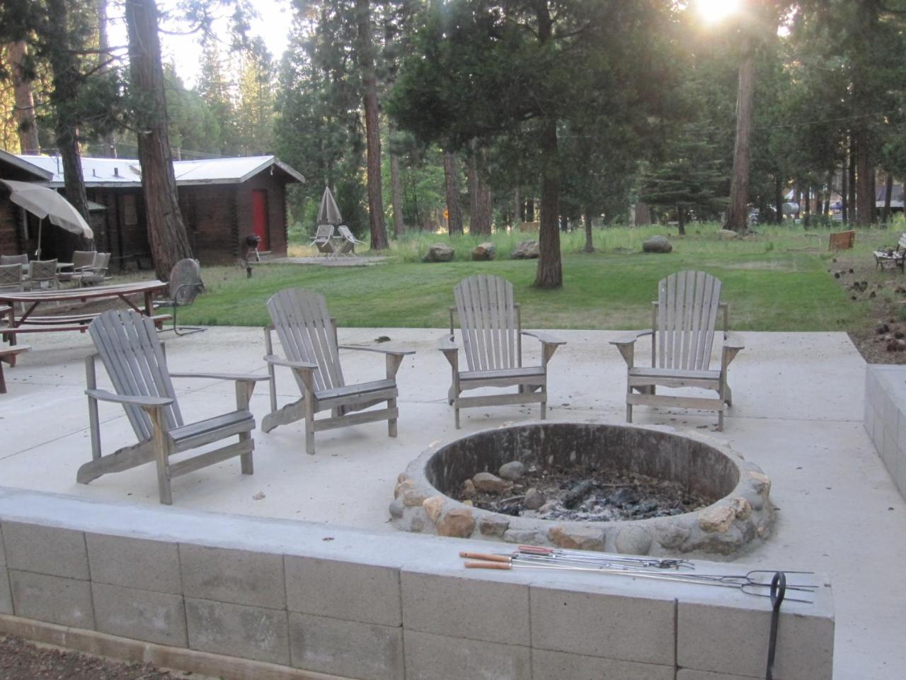 Sierra Sky Lodge Sloat Екстериор снимка