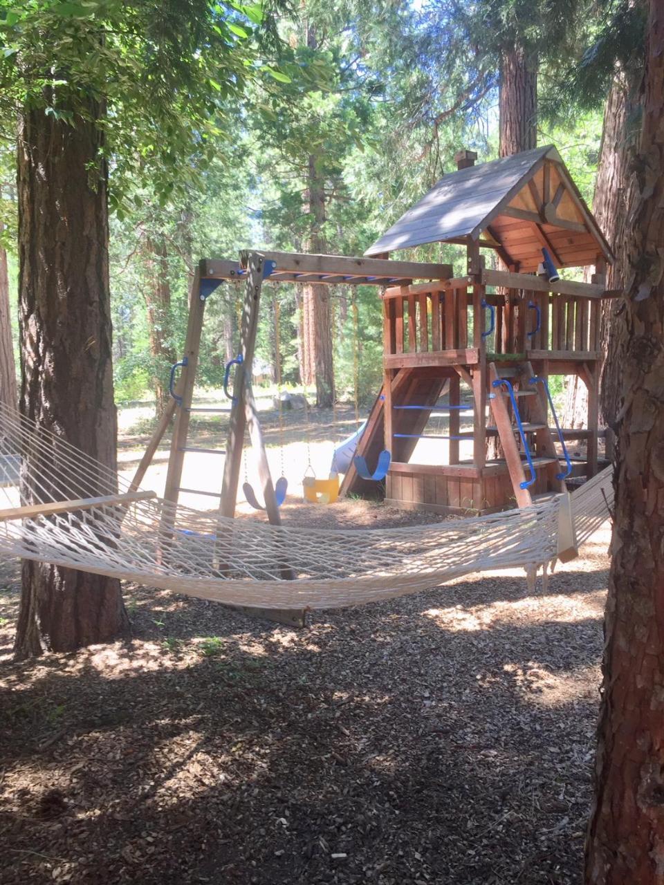 Sierra Sky Lodge Sloat Екстериор снимка